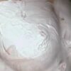 木嶋のりこ 白いクリームを塗った乳首がオッキしてます